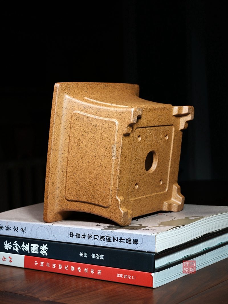 奎面飘口四方盆 实拍角度4