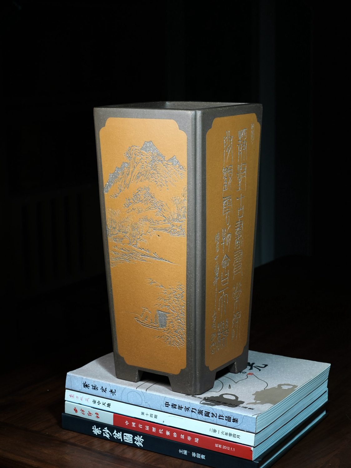 菱花开窗抽角签筒 实拍角度2