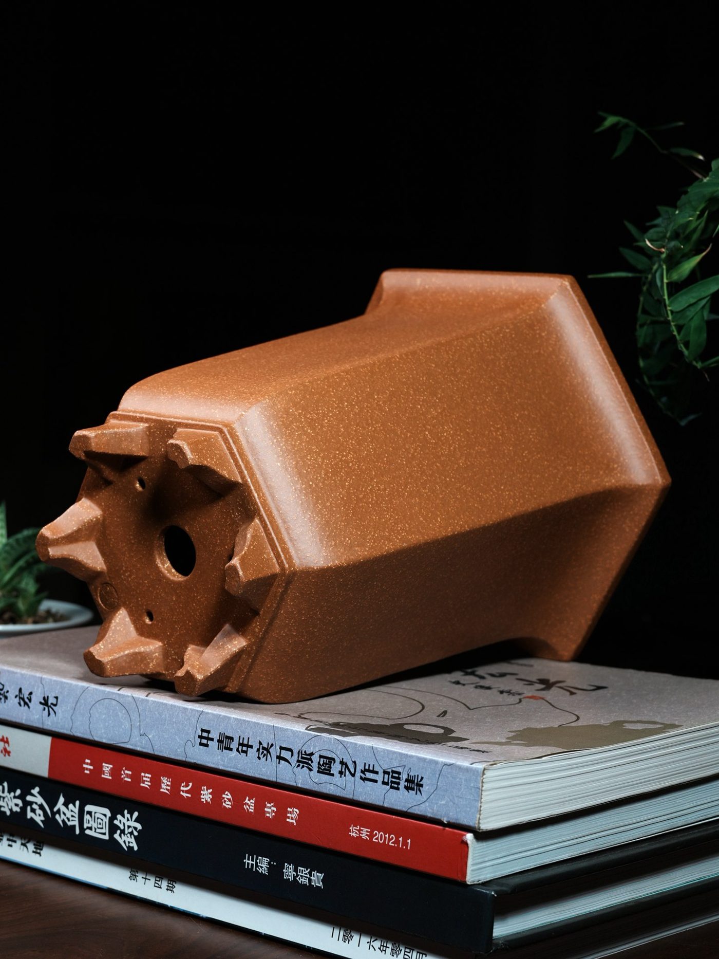 紫砂飘口六方金钟（彩凤） 实拍角度6