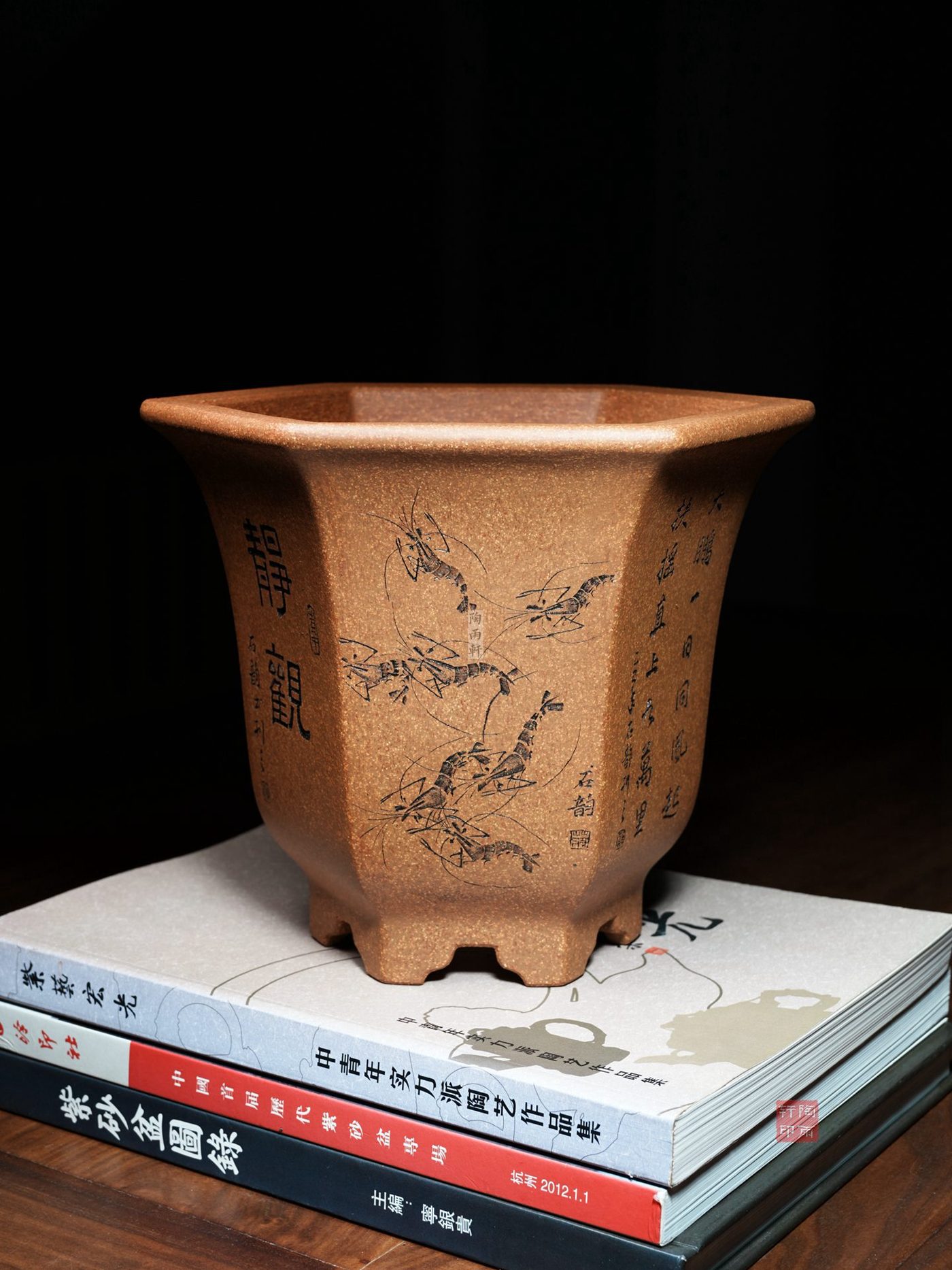 紫砂飘口六方金钟（许成安2） 实拍角度3