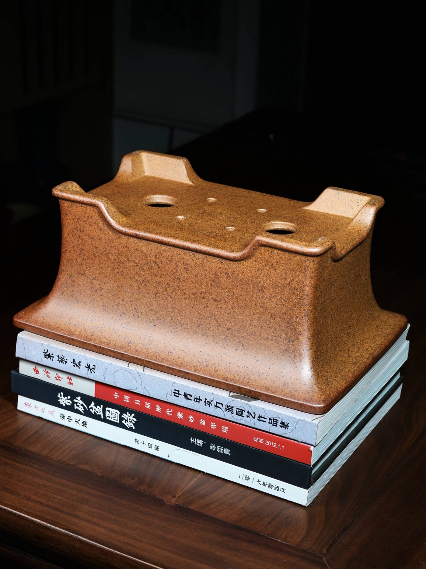 飘口束腰马槽 · 紫砂盆景盆 实拍角度7