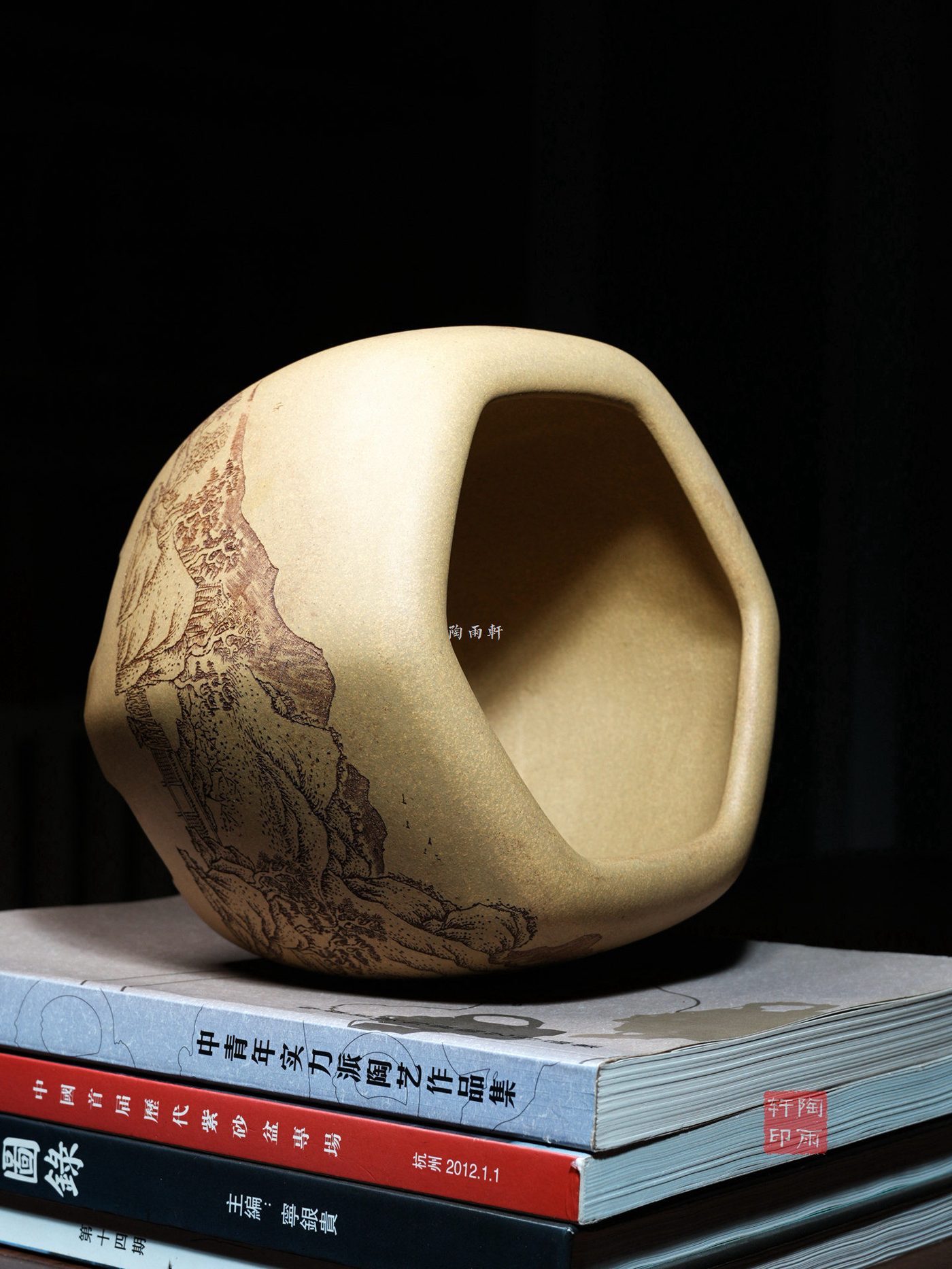 窝口六方鼓形盆 · 紫砂花盆 实拍角度6