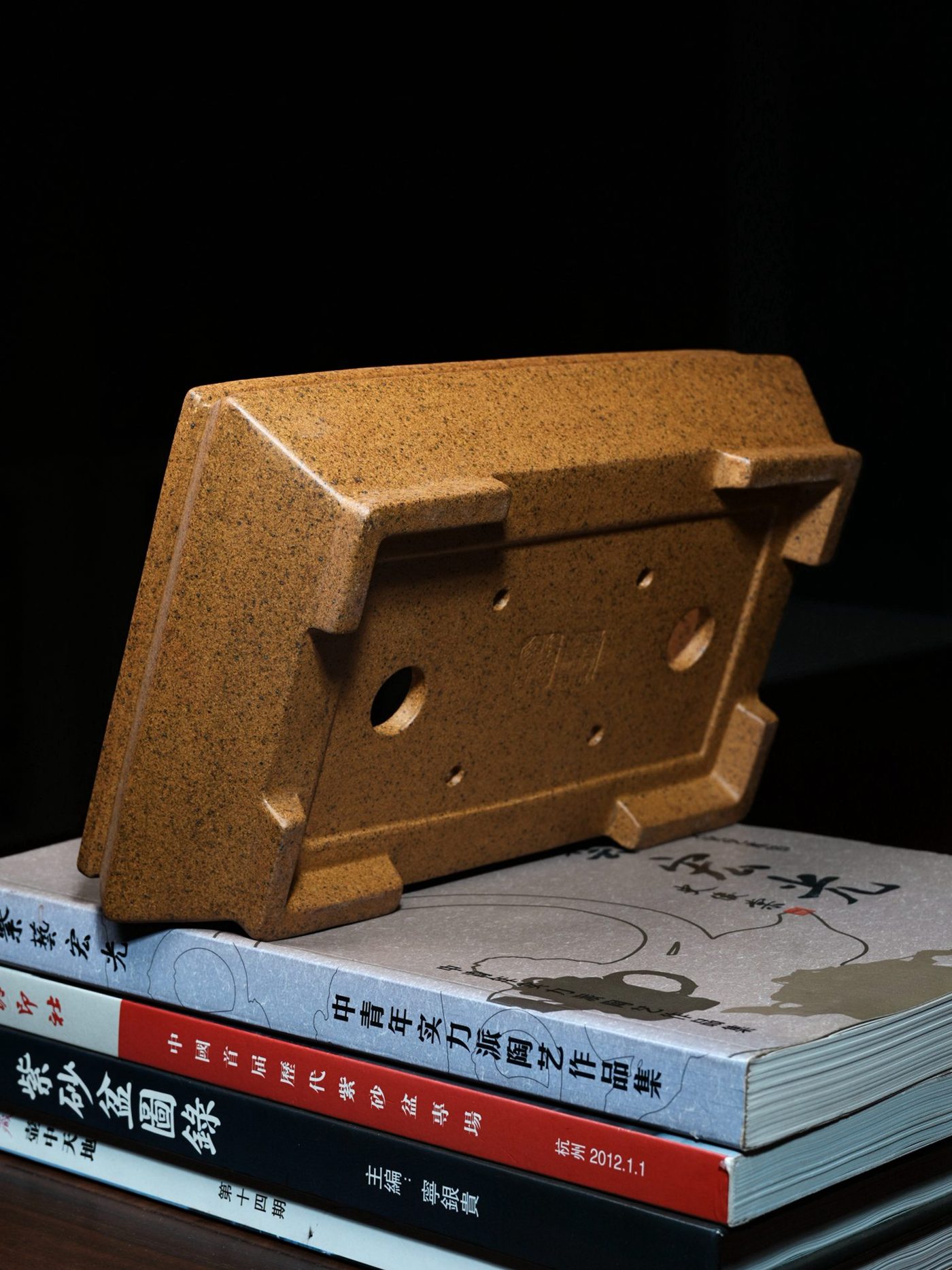 折肩长方马槽 · 紫砂花盆 实拍角度6