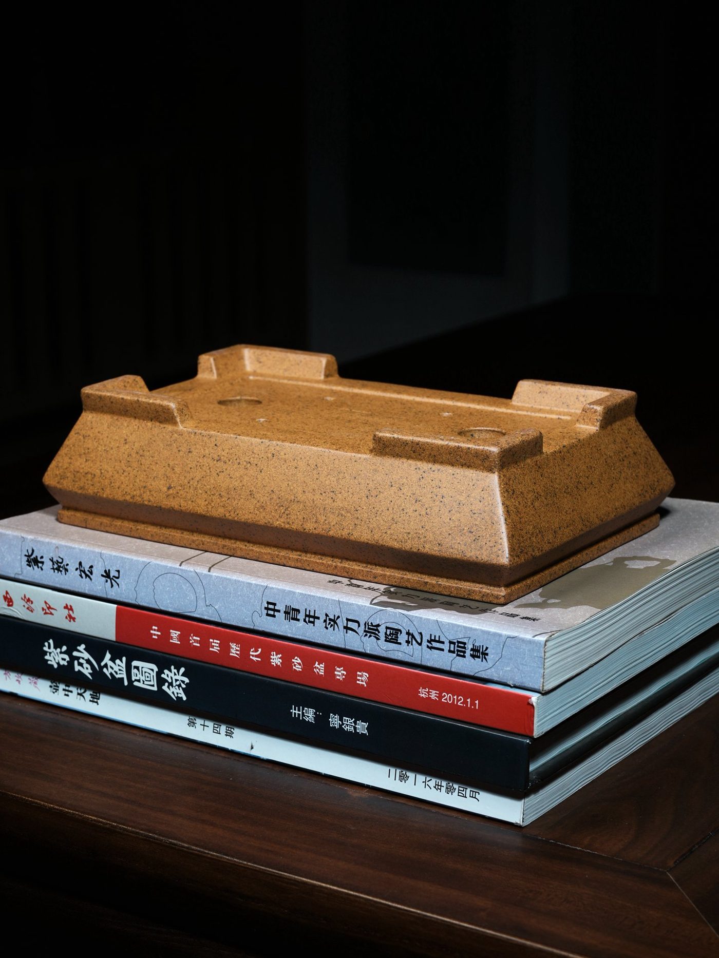 折肩长方马槽 · 紫砂花盆 实拍角度8